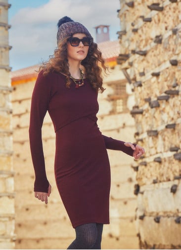 Maroon Thumb Hole Boat Neck Short Dress