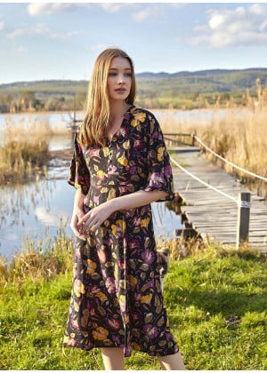 Bohemian Style Half Sleeve Midi Flower Dress