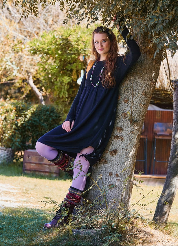 Crew Neck Pocket Finger Strap Black Winter Dress 4737