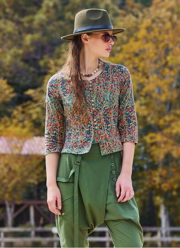 Crew Neck Half Sleeve Button Detailed Green Floral Blouse 4782