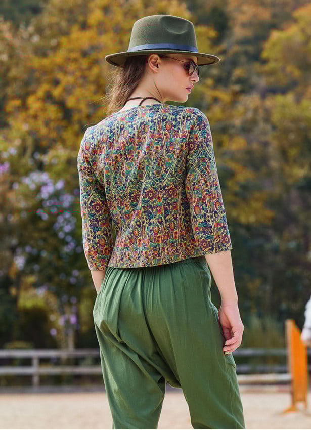 Crew Neck Half Sleeve Button Detailed Green Floral Blouse 4782