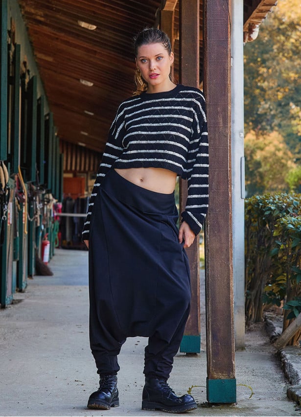 Elastic Waist Low Rise Black Womens Winter Trousers 4713