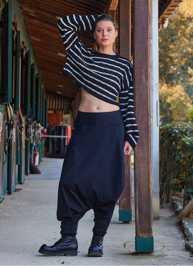 Elastic Waist Low Rise Black Womens Winter Trousers 4713