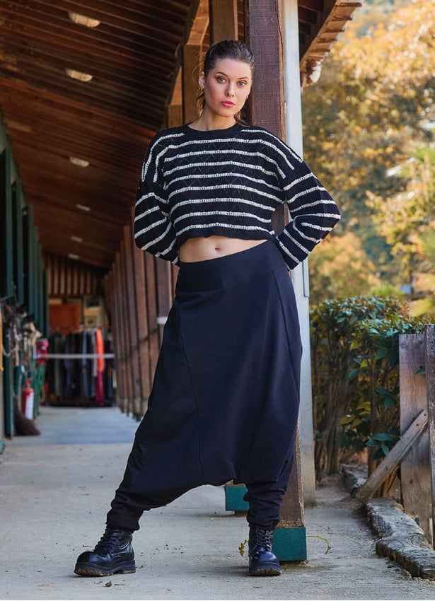 Elastic Waist Low Rise Black Womens Winter Trousers 4713