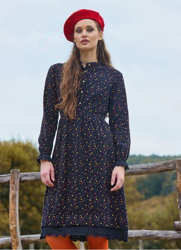 Black Flannel Dress with a Judge Collar and Elastic Waist and Lace 4732