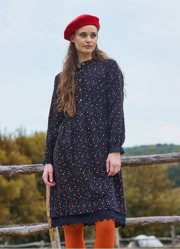 Black Flannel Dress with a Judge Collar and Elastic Waist and Lace 4732