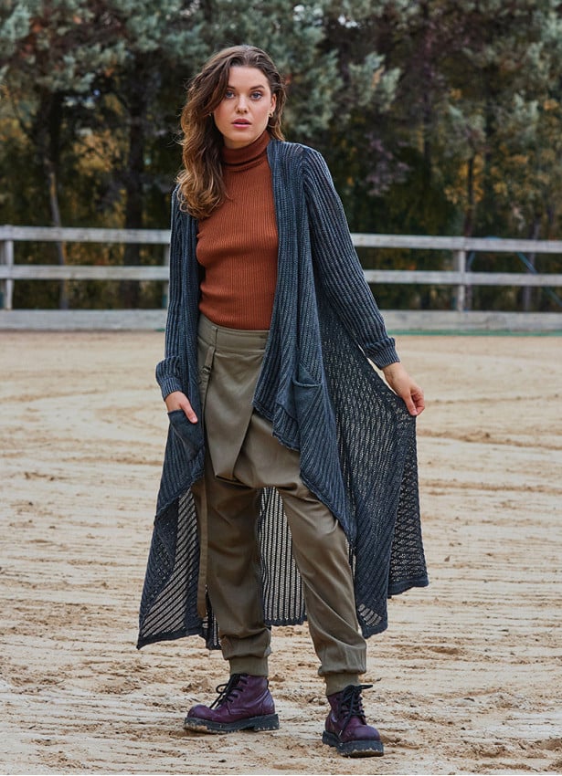 Asymmetric Cut Black Bohemian Cardigan with Pockets 4759
