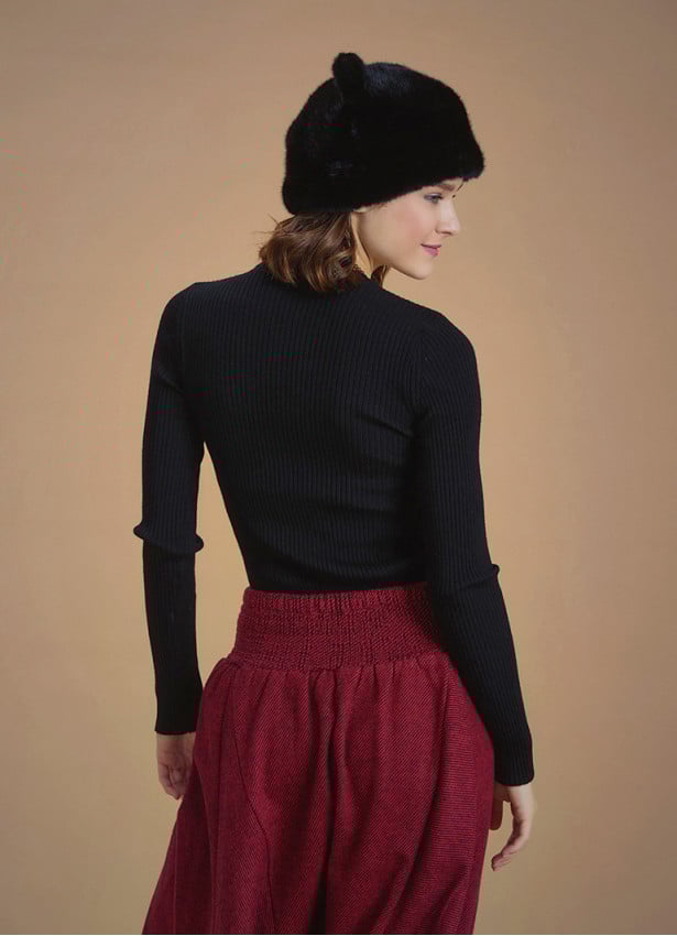 Slim Fit Black Winter Sweater