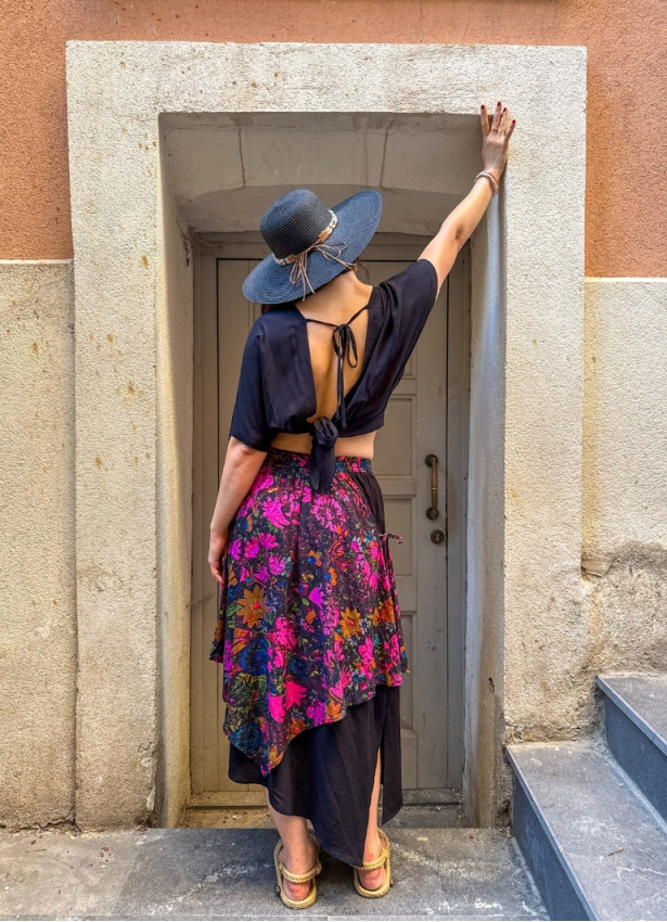 Elasticated Waist Double Layered Black Floral Skirt 4911