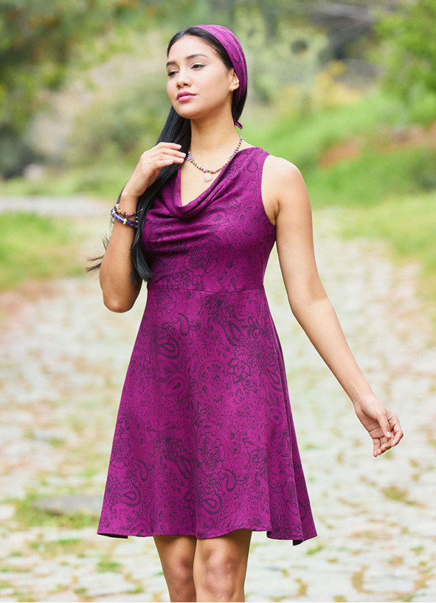 Loose Neck Zipper Front Burgundy Ethnic Dress 5004