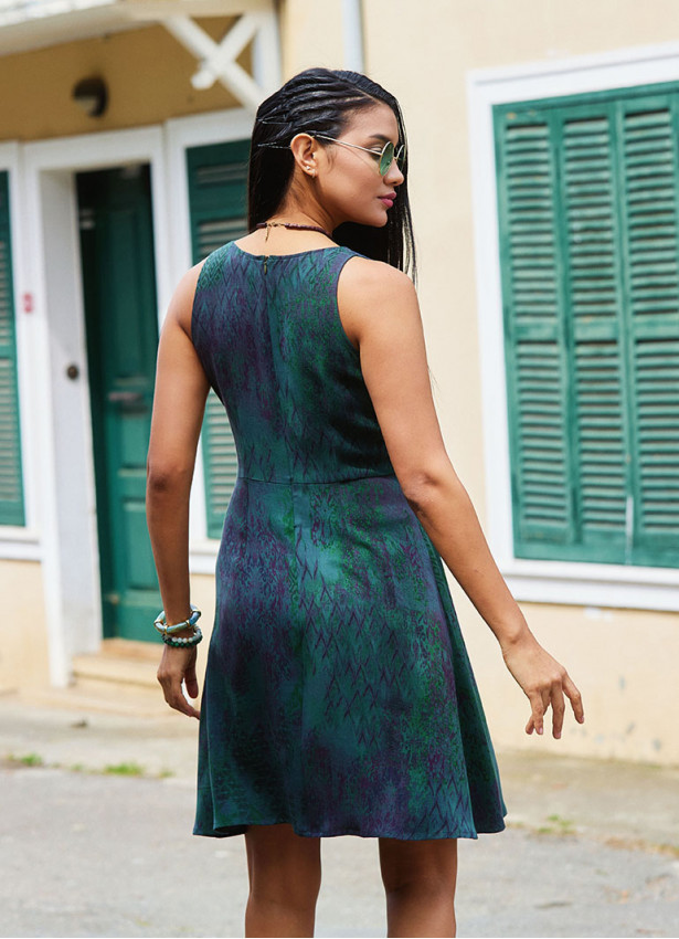 Green Ethnic Dress with a Loose Collar and Zipper 5005