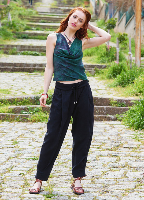 Black Women's Loose Fit Harem Pants with Pockets 5010