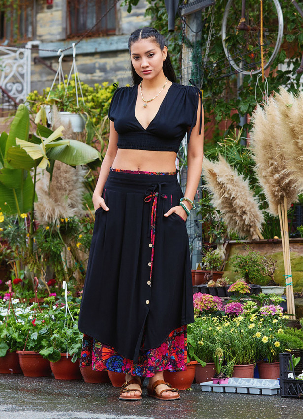Double Layered Black Floral Skirt with Pockets and Button Details 5029