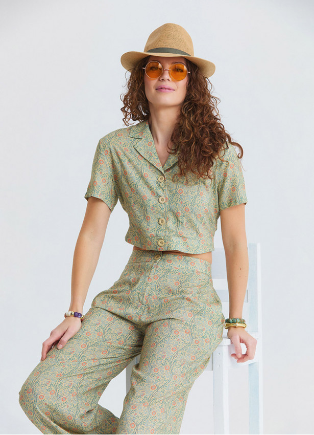 Button Down Collar Blouse with Yellow Flowers 4954