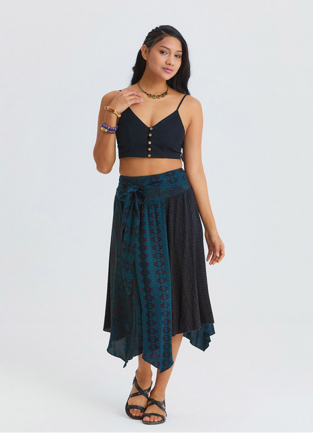 Black Crop Top with Thin Straps and Button Detail 4916