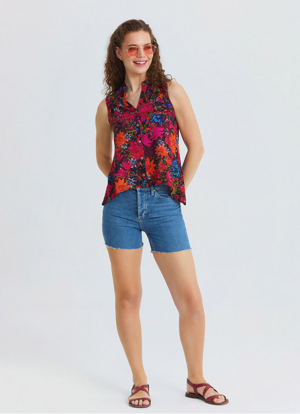 Asymmetrical Collar Shirt with Red Floral Blouse 4887