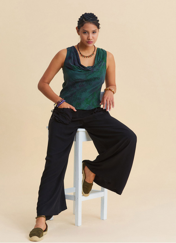 Loose Fit Black Womens Trousers with Detailed Pockets 4868