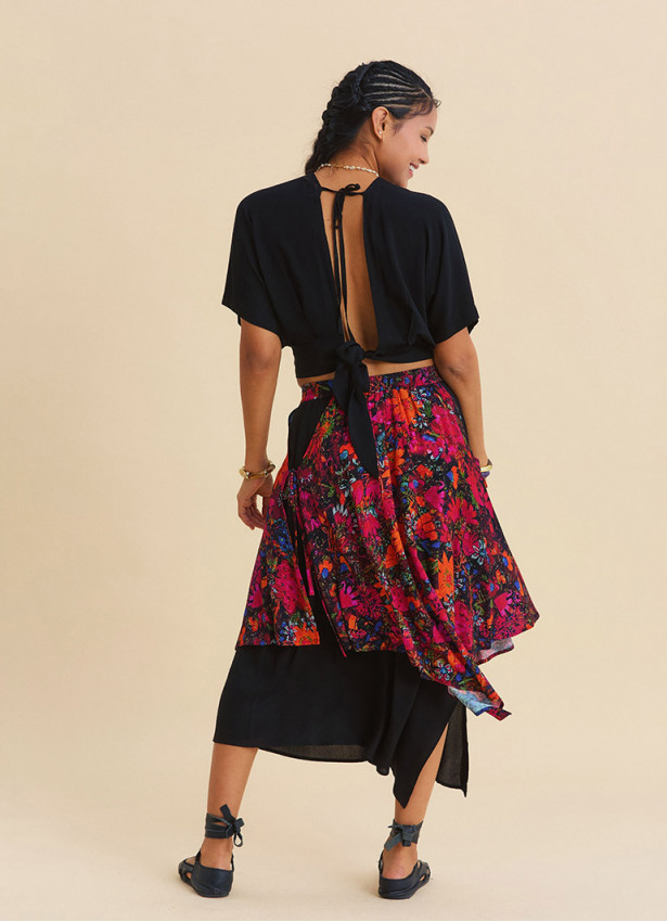Elasticated Waist Double Layered Black Floral Skirt 4911