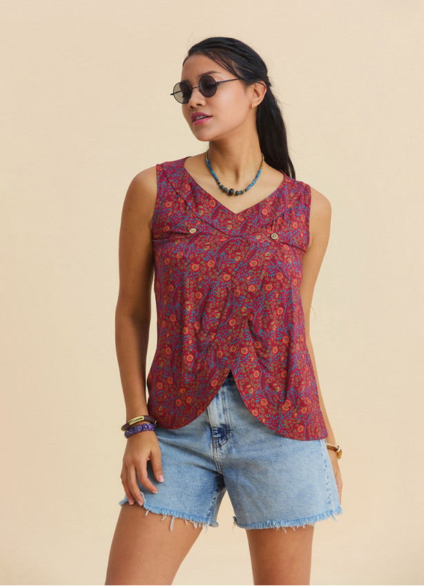 Button Detailed Asymmetrical Cut Red Floral Blouse 4888