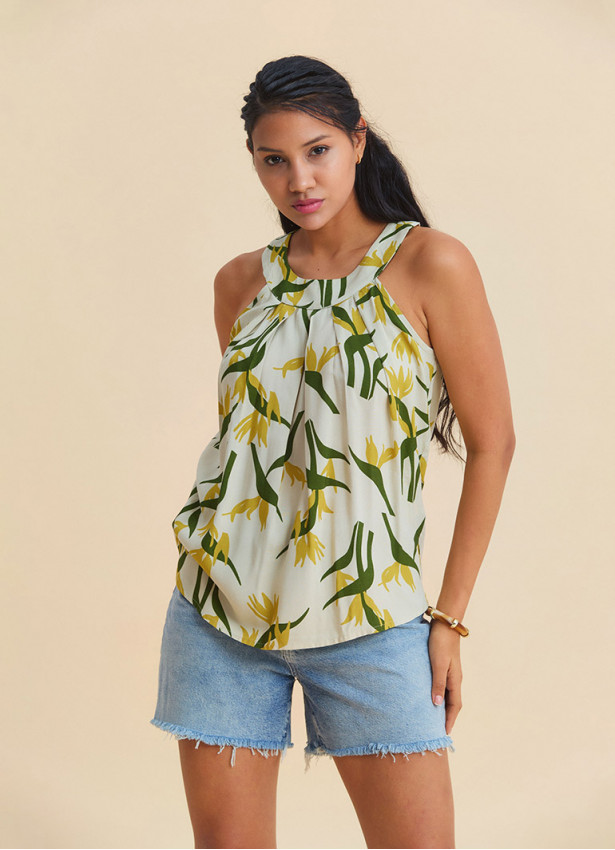 Halter Collar Button Detailed Pleated Anita Pattern Sleeveless Blouse 4893