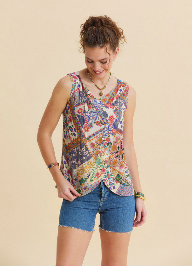 Button Detailed Asymmetrical Cut Beige Floral Blouse 4889