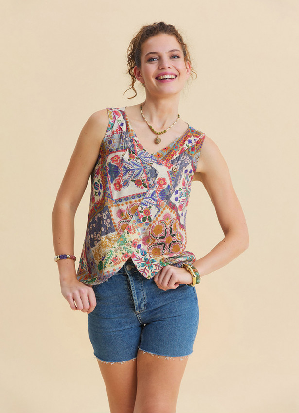 Button Detailed Asymmetrical Cut Beige Floral Blouse 4889