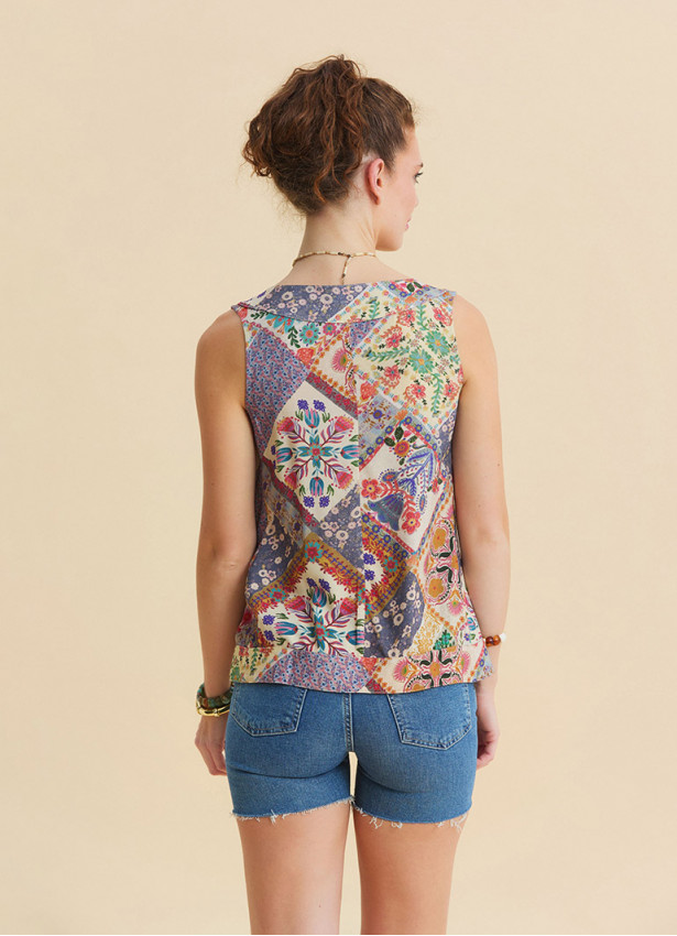 Button Detailed Asymmetrical Cut Beige Floral Blouse 4889