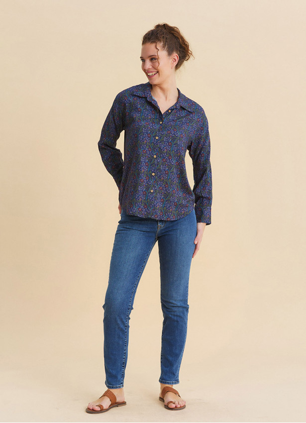 Neck Buttoned Navy Floral Blouse 4931
