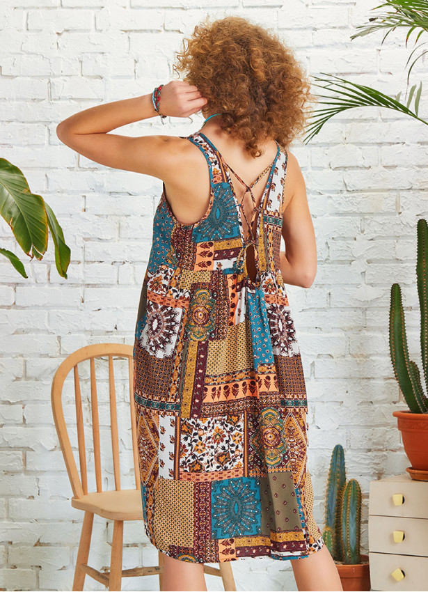 Sleeveless Patch Print Criss Cross Back Midi Dress