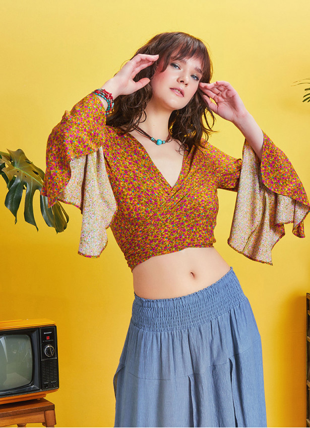 Flowers Gypsy Style Bell Sleeve Crop Top