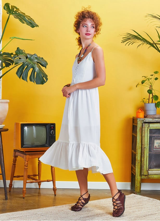 Criss Cross Front Detail Strappy White Laced Dress