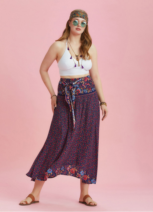 Floral Patterned Loose Asymmetric Plus Size Skirt