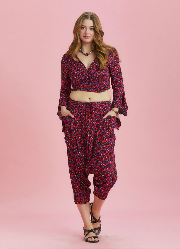 Print Elastic Waist Plus Size Capri Pants