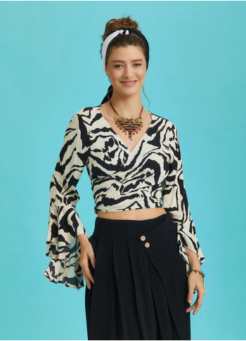 Black White Gypsy Style Bell Sleeve Crop Top