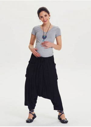 Oversized Pocket Detailed Black Maternity Capri Harem Pants