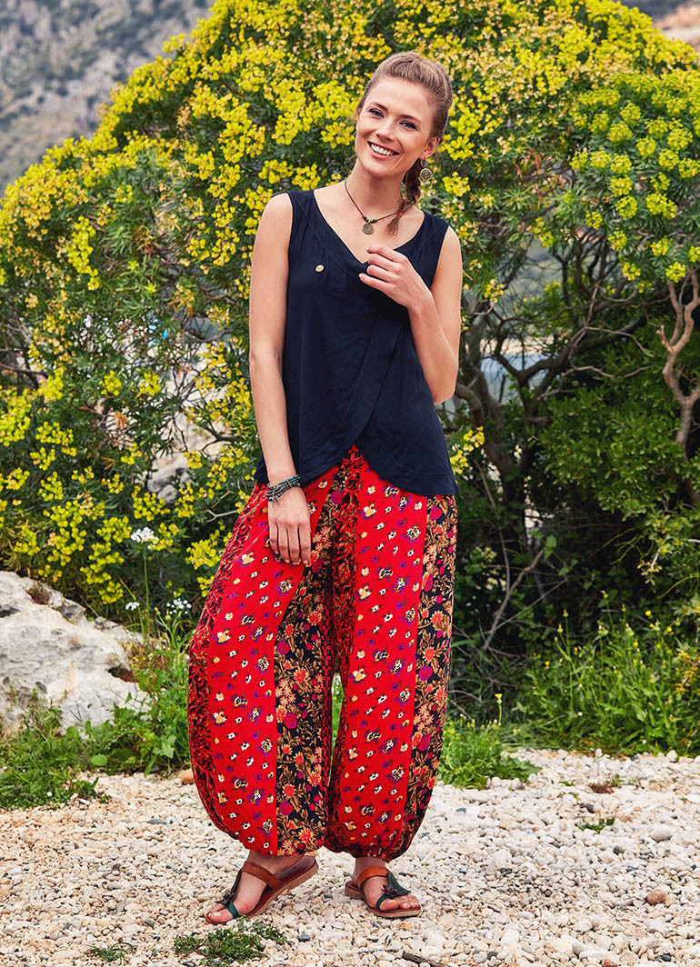 SUSIE - Harem Pants with Lace Overlay – ∆UMNI Apparel