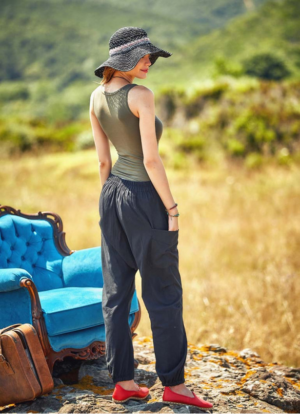 Bohemian Style Pocket Detail Wholesale Casual Black Harem Pants