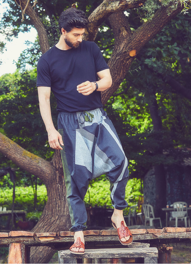 Men's Claret Green Trousers