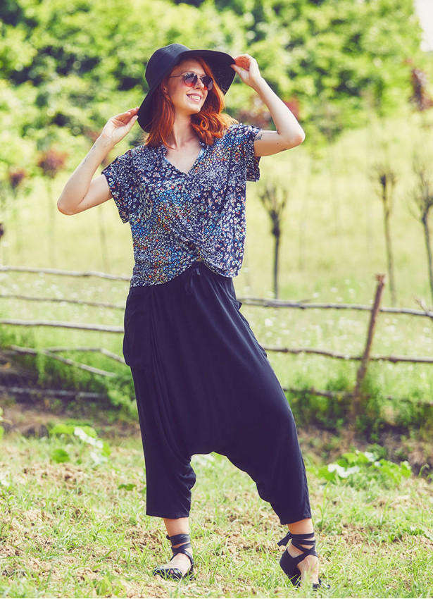 Elastic Waist Tie Front Black Capri Harem Pants
