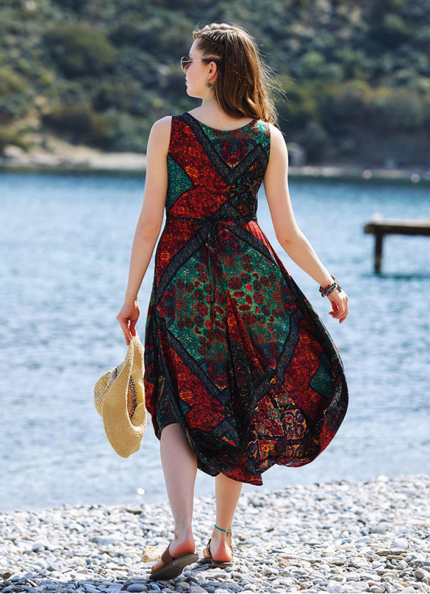 Black Print Round Neck Sleeveless Tie Waist Boho Long Dress