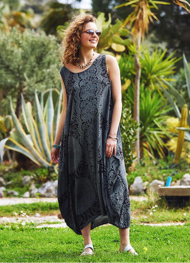 Gray Patterned Scoop Neck Loose Fit Side Pockets Maxi Dress
