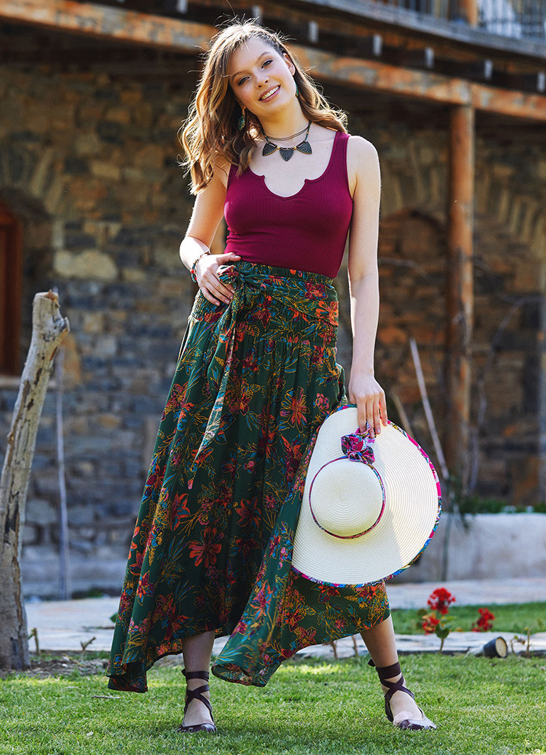 Flowy outlet green skirt