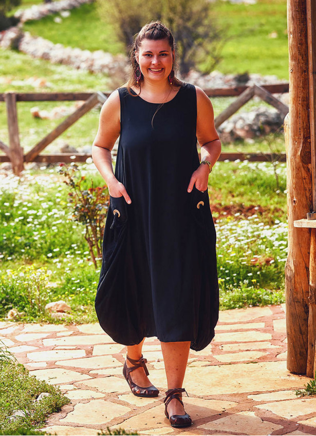 Sleeveless Buttoned Side Pockets Wholesale Plus Size Black Dress
