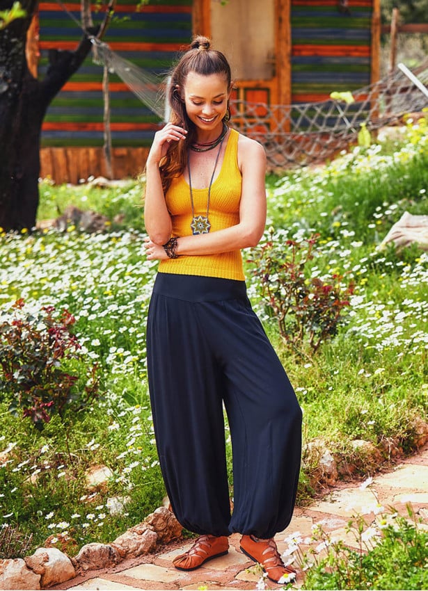 Easy Pull On Elastic Waist Black Yoga Harem Pants