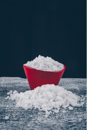 What Are Naphthalene Balls Used For, and How Are They Used?