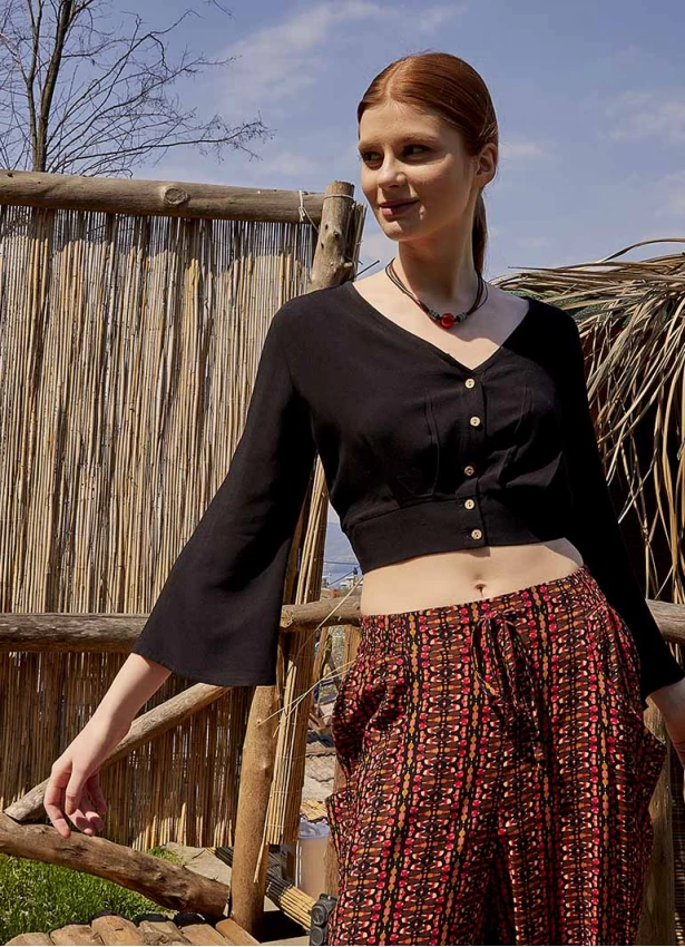 Shirred Back  Long Sleeve Black Bohemian Crop Top