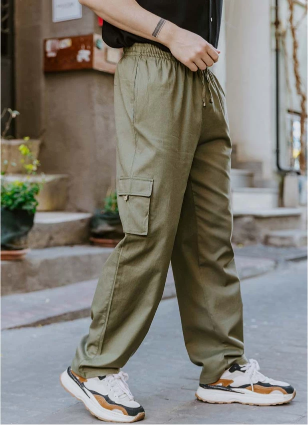 Comfortable Cut Soil Mens Trousers With Elastic Waist and Waist