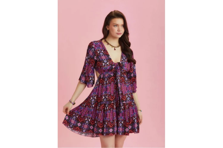 What is Boho Style & How to Dress Bohemian